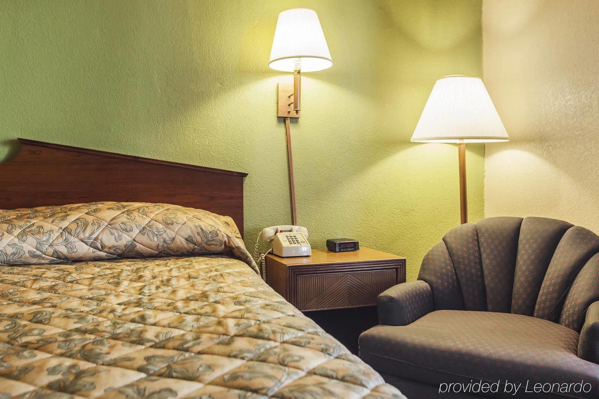 Americas Best Value Inn Hamilton Exterior foto